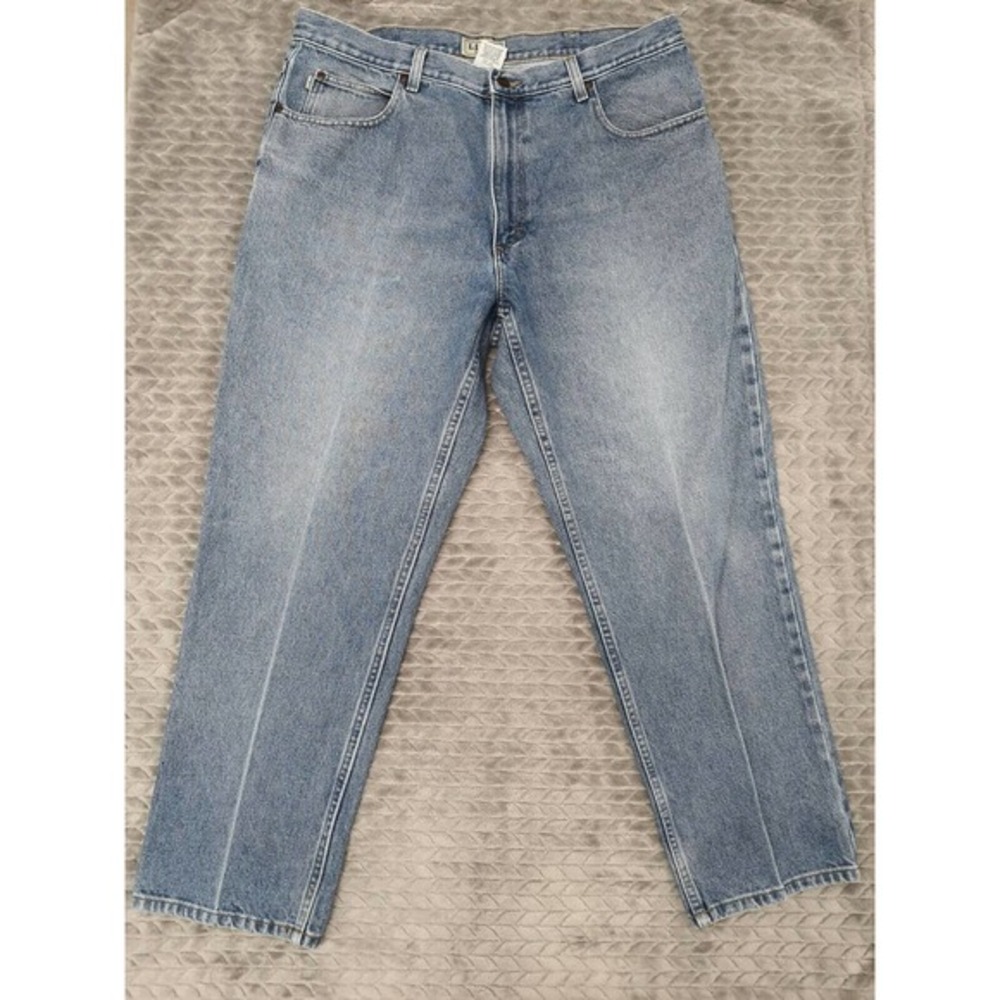 LL Bean Natural Fit Jeans Mens Size 38x29 Denim Blue Light Wash Work Casual